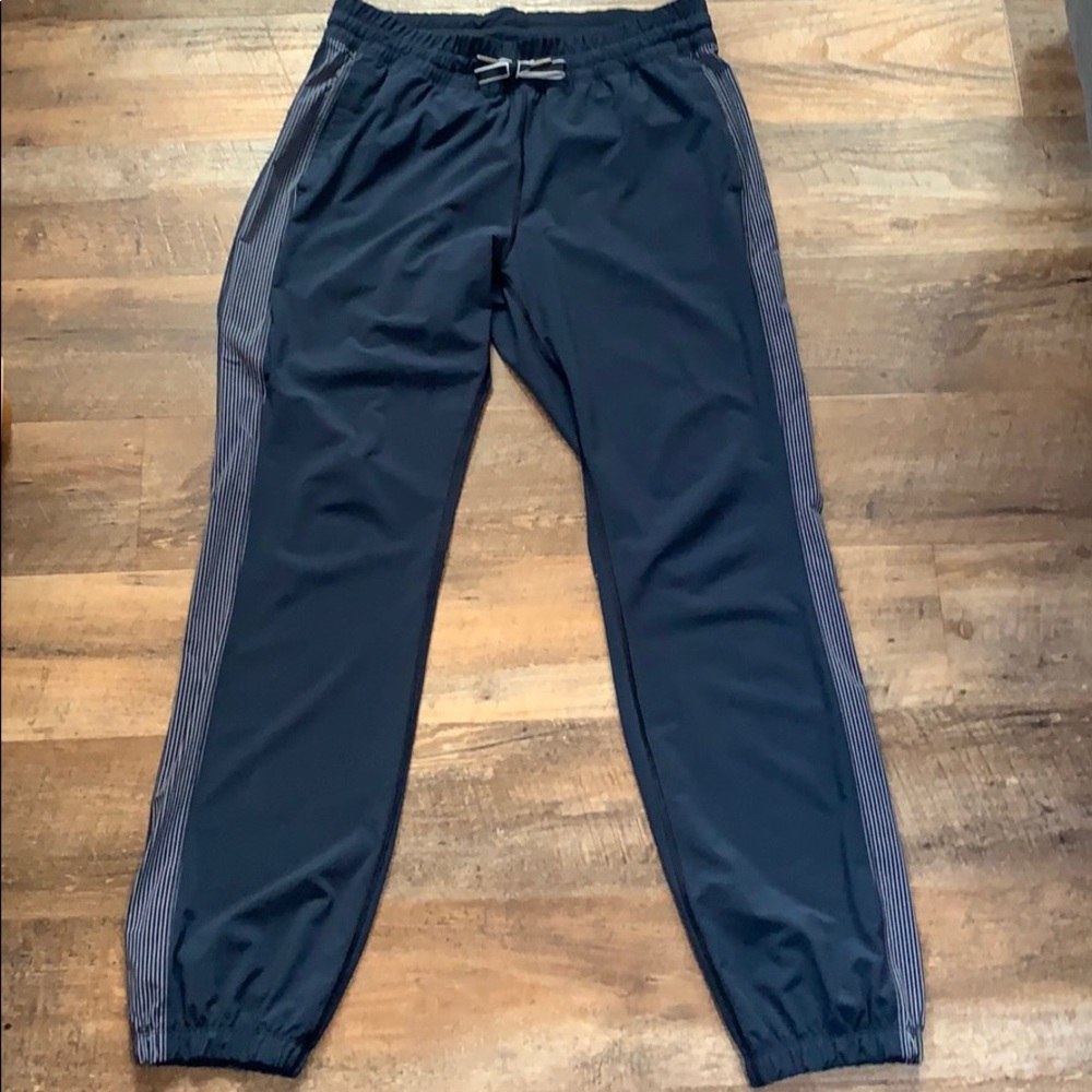 Lululemon joggers navy with side stripes